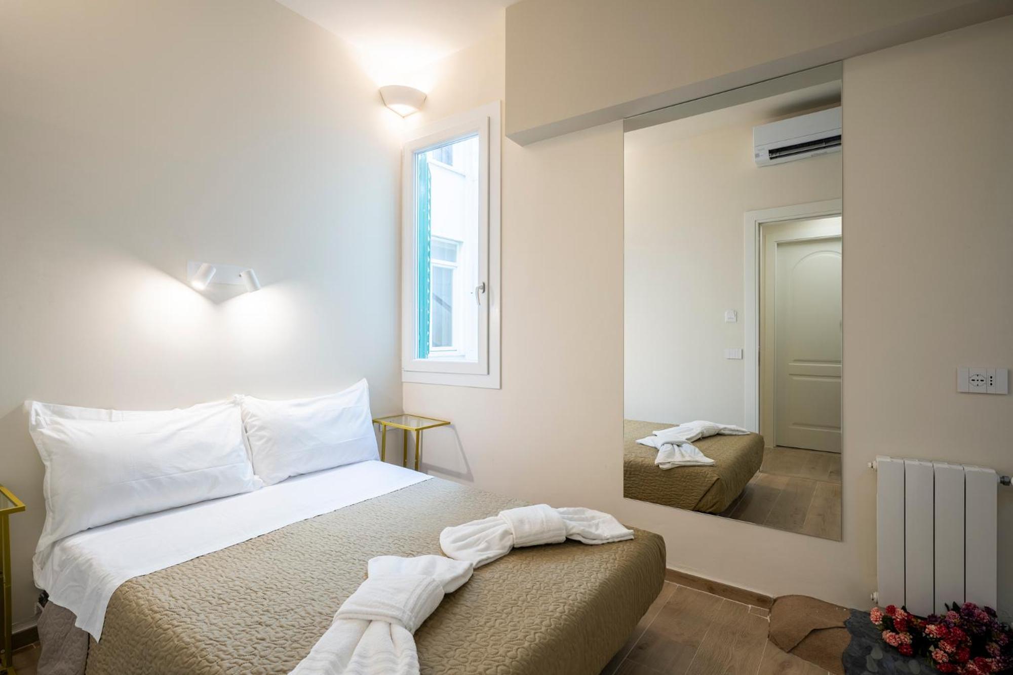 Duomo - Camere Matrimoniali Con Bagno Privato Florens Exteriör bild