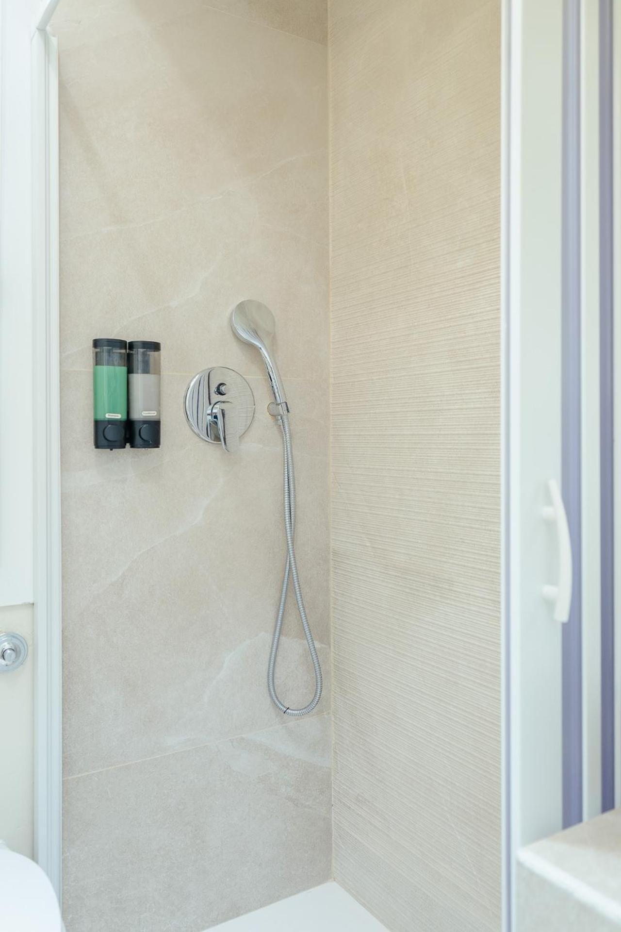 Duomo - Camere Matrimoniali Con Bagno Privato Florens Exteriör bild